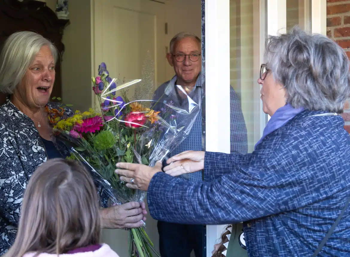 Nieuws artikel : Beste Buur Hof van Twente 2024: "het schriftje van Helma"